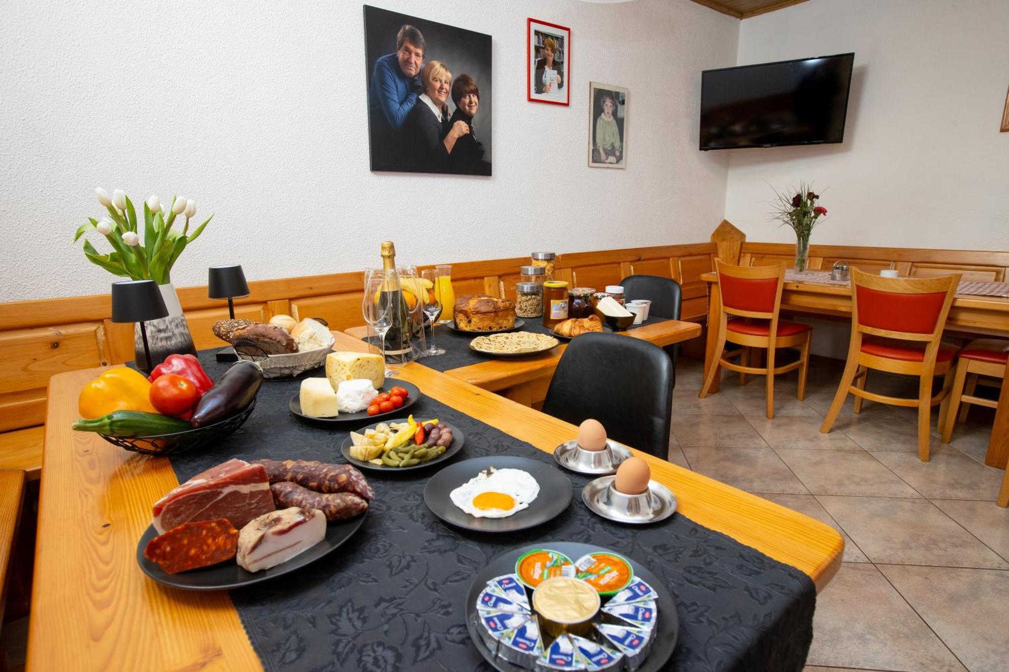 Guesthouse Sanabor Postojna Exteriér fotografie